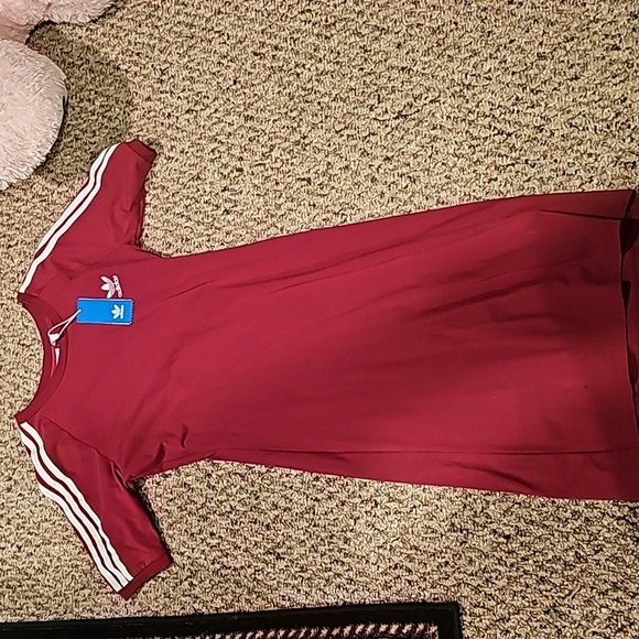 NEW Adidas red 3 stripe dress.. size L. - Picture 7 of 7